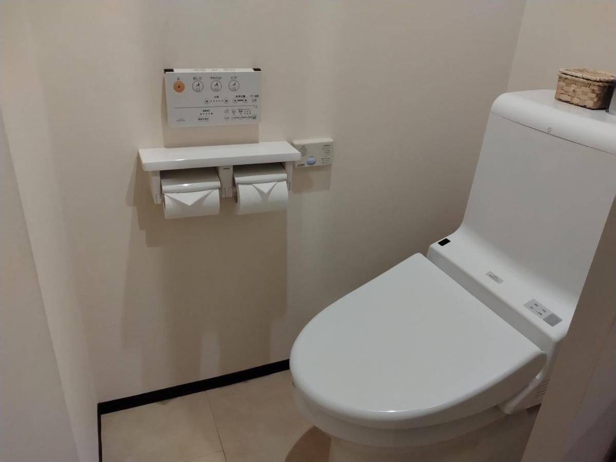 ホテル ベニ ウエスト 大人専用 Osaka Luaran gambar