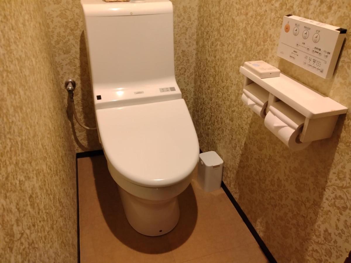 ホテル ベニ ウエスト 大人専用 Osaka Luaran gambar