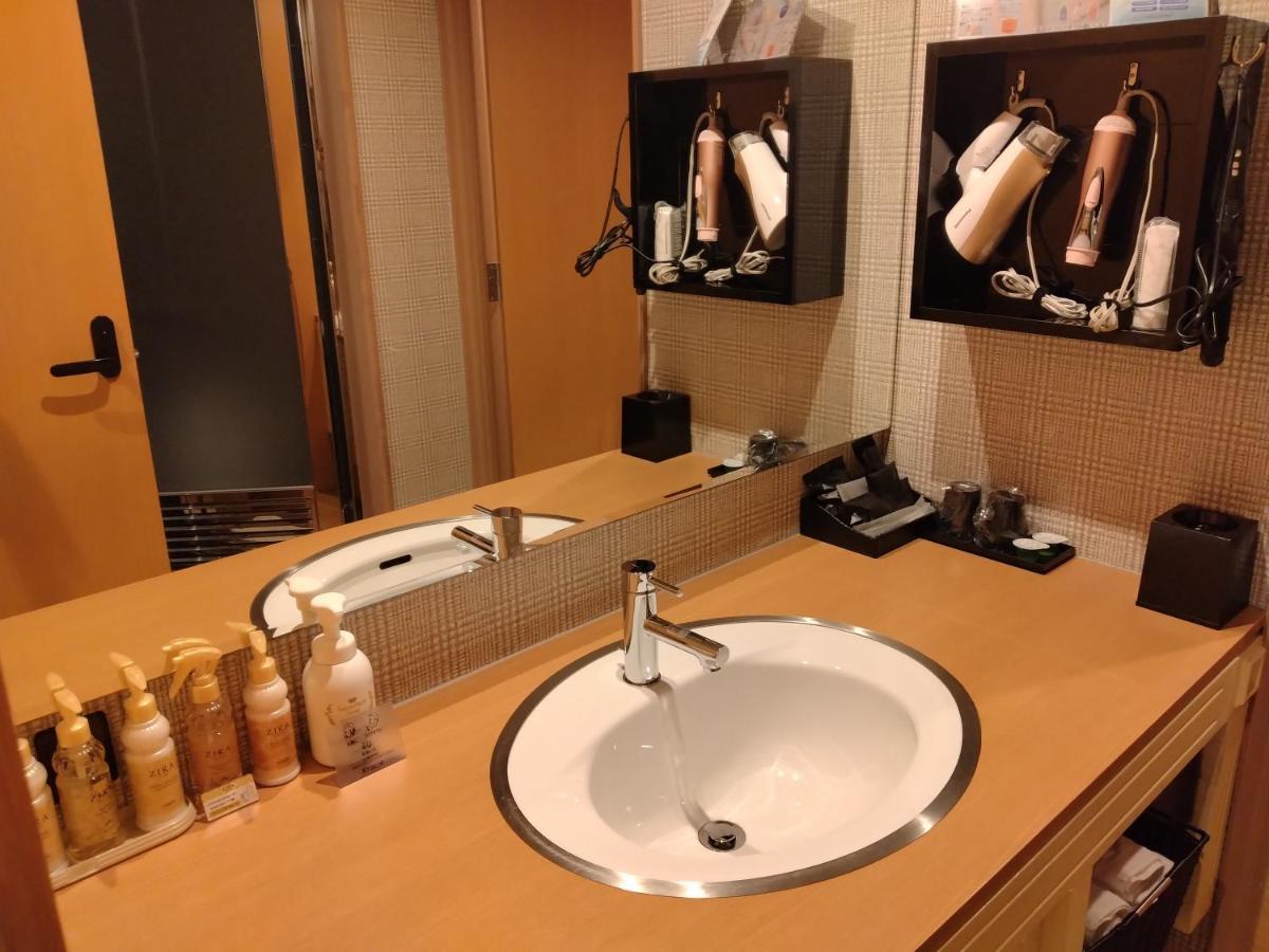 ホテル ベニ ウエスト 大人専用 Osaka Luaran gambar